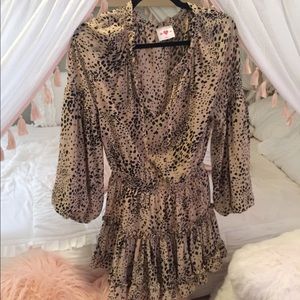 Subtle leopard print top/tunic/mini dress